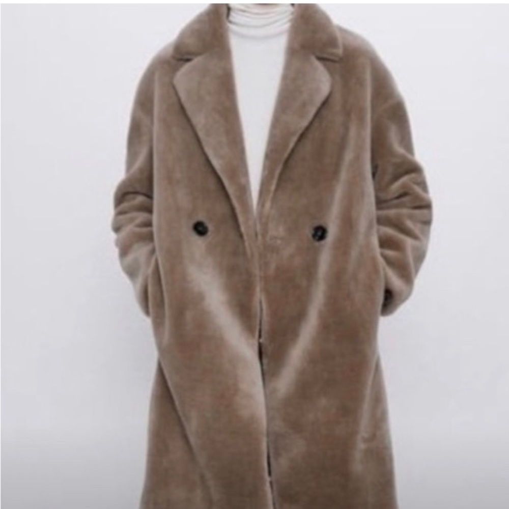 Zara fluffy coat